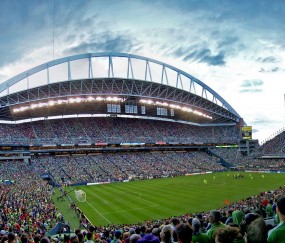 开云在线赛事平台-黄喜灿爆发，西班牙强势晋级，切尔西的战术启示