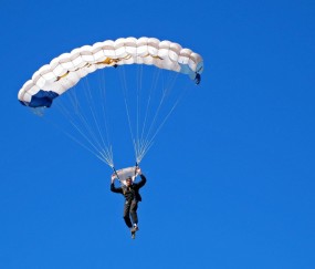 开云体育-南美巅峰对决，秘鲁打穿乌拉圭防线，阿劳霍临危救主成关键先生