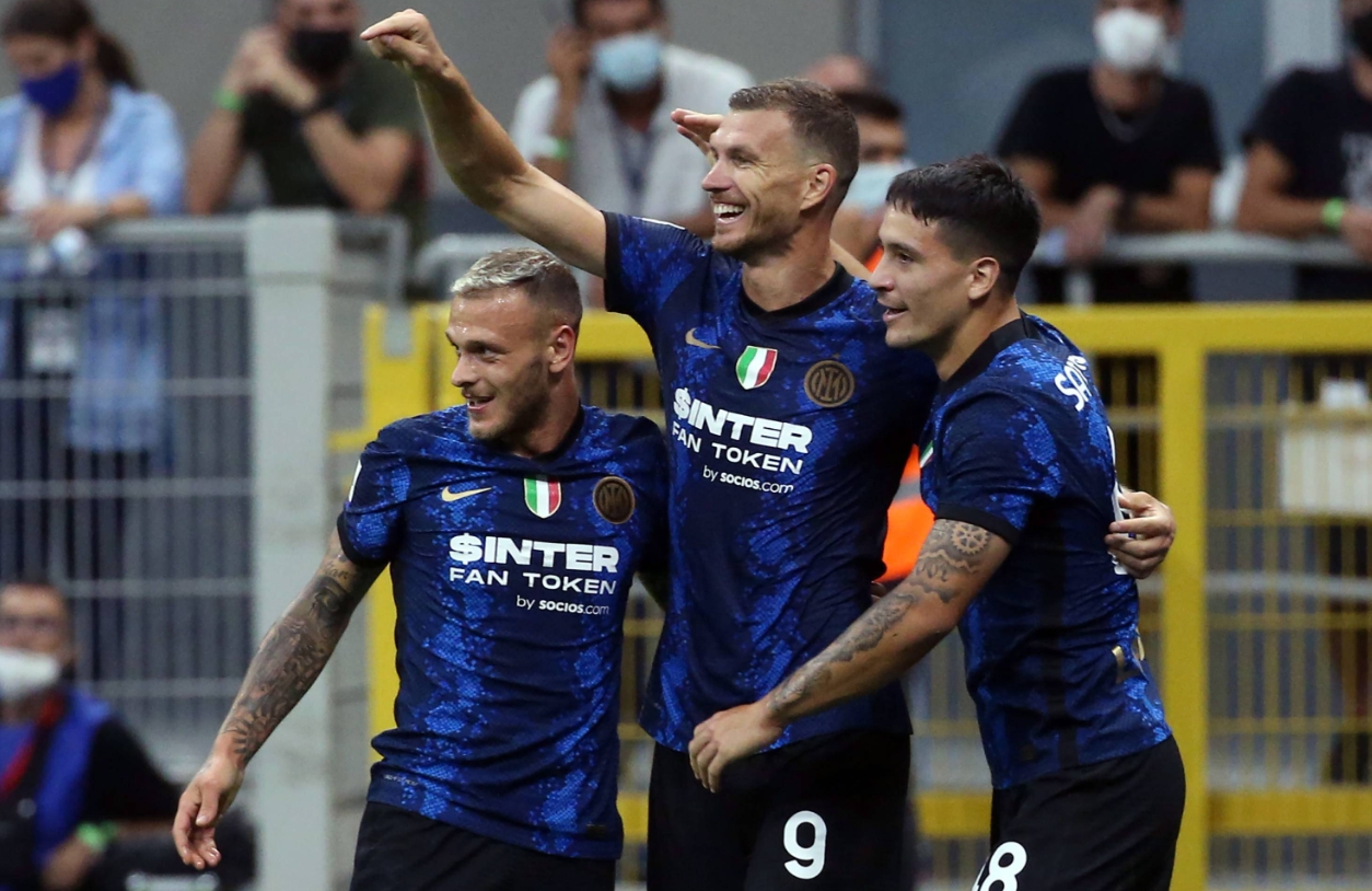 热那亚队豪取三分，稳坐领军地位，实力雄厚