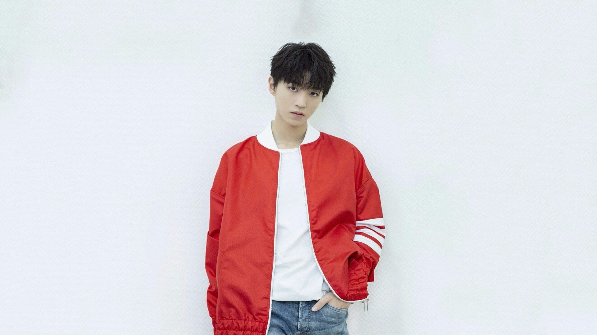 阿拉巴后防封神夜！比利亚雷亚尔虽败犹荣，曼城惊险晋级背后的战术密码