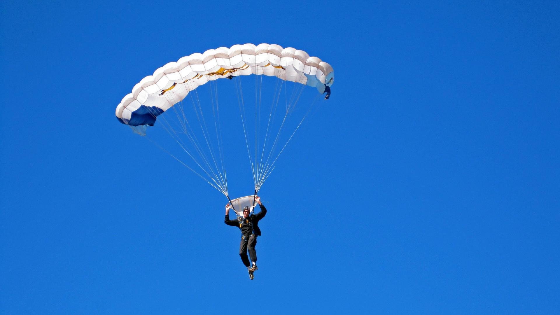 掌控全局的艺术，保罗如何引领猛龙完胜广厦